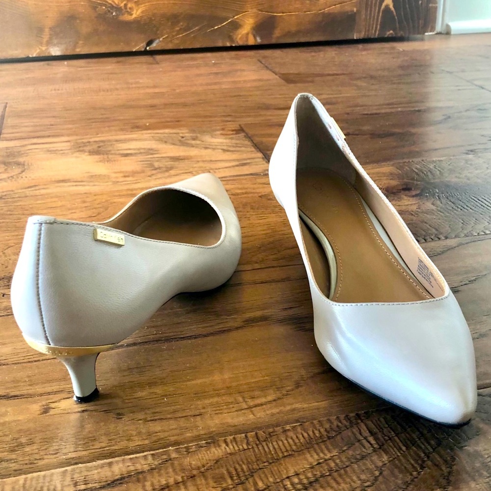 Calvin Klein Pumps - Amazing condition!